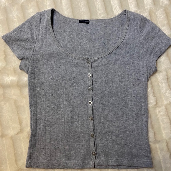 Brandy Melville gray zelly top - Picture 3 of 4